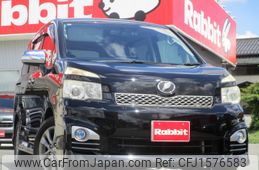 toyota voxy 2012 CFJ1576583
