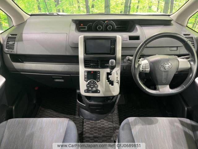 toyota voxy 2010 -TOYOTA--Voxy DBA-ZRR75W--ZRR75-0072123---TOYOTA--Voxy DBA-ZRR75W--ZRR75-0072123- image 2