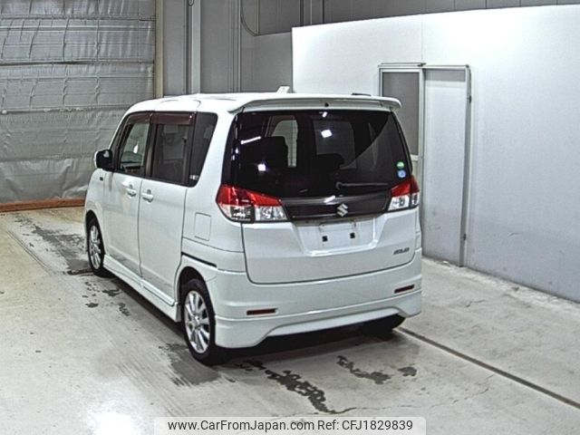 suzuki solio 2013 CFJ1829839 image 2
