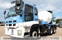 isuzu giga 2013 CFJ1751936