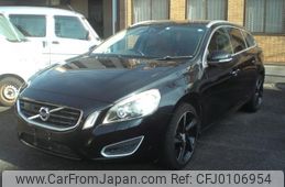 volvo v60 2013 quick_quick_DBA-FB4164T_YV1FW485BD1122183