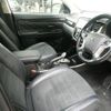 mitsubishi outlander-phev 2015 CFJ1821971 image 13