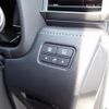 lexus lx 2022 25631902 image 35
