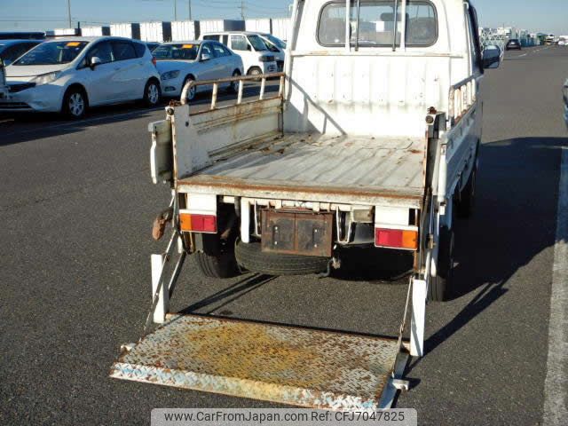 daihatsu hijet-truck 1995 No.13632 image 1