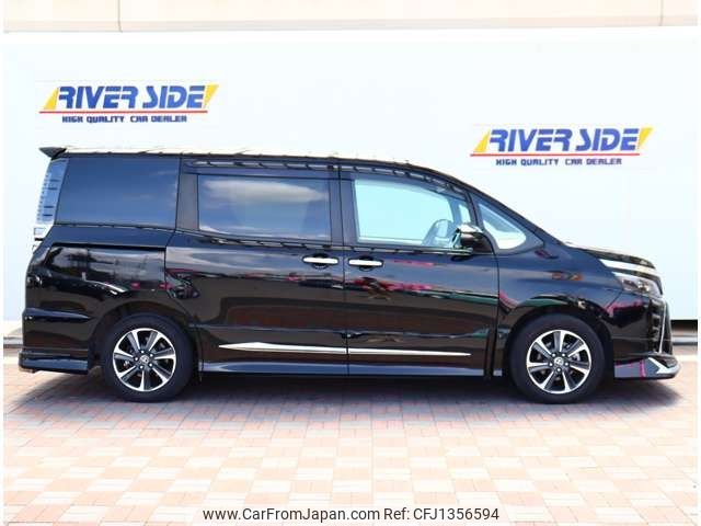 toyota voxy 2020 -TOYOTA--Voxy 3BA-ZRR80W--ZRR80-0636530---TOYOTA--Voxy 3BA-ZRR80W--ZRR80-0636530- image 2