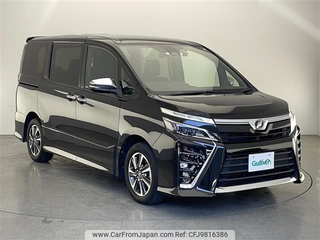 toyota voxy 2018 -TOYOTA--Voxy DBA-ZRR80W--ZRR80-0402526---TOYOTA--Voxy DBA-ZRR80W--ZRR80-0402526- image 1