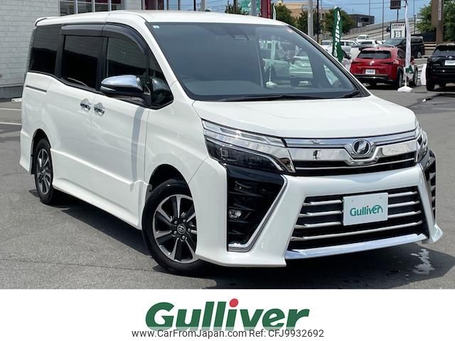 toyota voxy 2018 -TOYOTA--Voxy DBA-ZRR80W--ZRR80-0439890---TOYOTA--Voxy DBA-ZRR80W--ZRR80-0439890- image 1