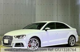 audi s3 2017 -AUDI 【姫路 394ﾐ 33】--Audi S3 ABA-8VDJHL--WAUZZZ8V3H1046295---AUDI 【姫路 394ﾐ 33】--Audi S3 ABA-8VDJHL--WAUZZZ8V3H1046295-