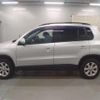 volkswagen tiguan 2010 quick_quick_ABA-5NCAW_WVGZZZ5NZAW076009 image 8