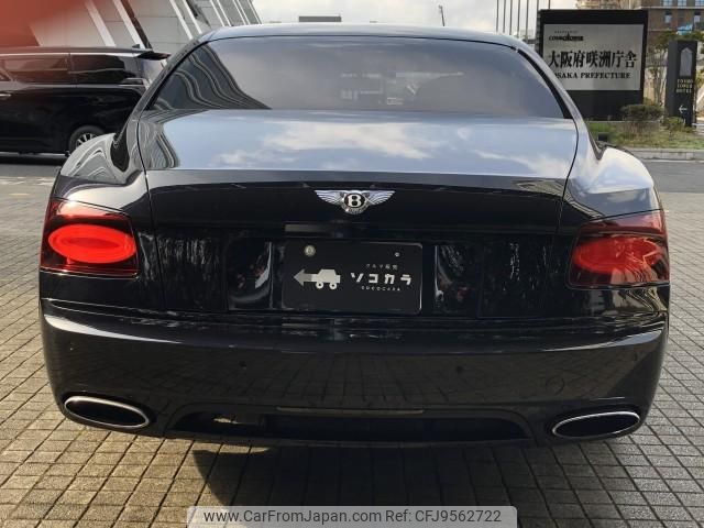 bentley continental-flying-spur 2018 quick_quick_ABA-BEDBD_SCBEW53W7JC067702 image 2