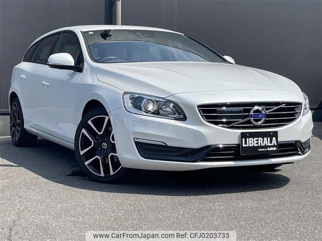 volvo v60 2016 -VOLVO--Volvo V60 LDA-FD4204T--YV1FWA8RDH1336698---VOLVO--Volvo V60 LDA-FD4204T--YV1FWA8RDH1336698- image 1