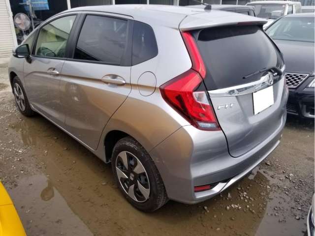 Honda fit hybrid 2018
