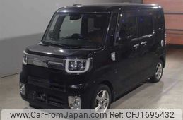 daihatsu wake 2018 CFJ1695432