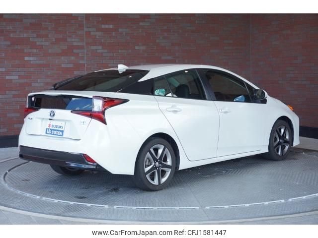 toyota prius 2022 CFJ1581447 image 2
