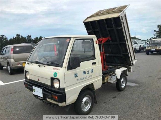 mitsubishi minicab-truck 1991 190701110650 image 2