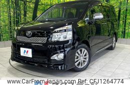 toyota voxy 2012 quick_quick_ZRR70W_ZRR70-0524512