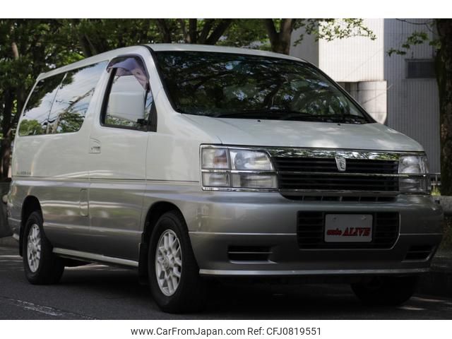 nissan elgrand 2000 1cb4f173f97e2bdac0558f1095b76625 image 2