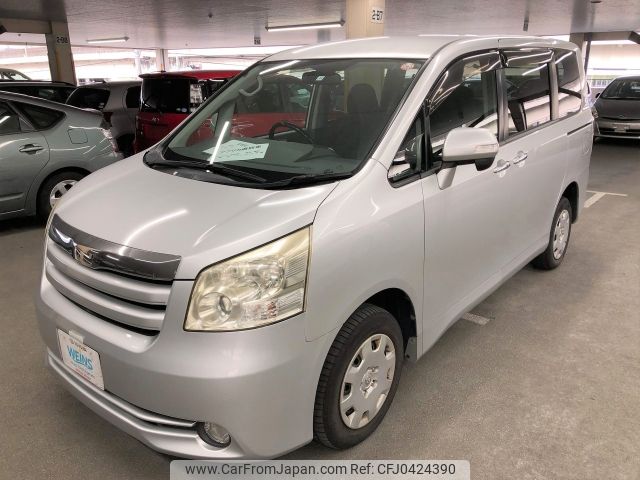 toyota noah 2009 AF-ZRR75-0055531 image 1