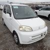honda life 2000 A649 image 1
