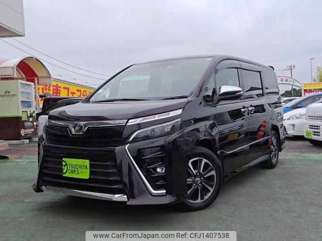 toyota voxy 2018 -TOYOTA--Voxy DBA-ZRR80W--ZRR80-0413318---TOYOTA--Voxy DBA-ZRR80W--ZRR80-0413318- image 1