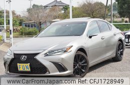 lexus es 2022 CFJ1728949