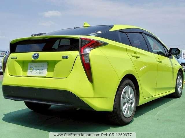 toyota prius 2016 quick_quick_DAA-ZVW50_ZVW50-8011209 image 2