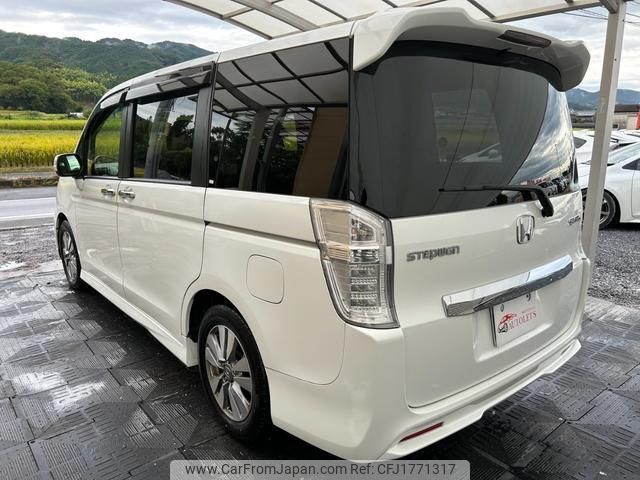 honda stepwagon-spada 2015 CFJ1771317 image 2