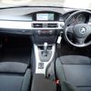 bmw 3-series 2010 NIKYO_QG25932 image 6