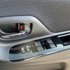 toyota vitz 2018 CFJ1495509 image 6