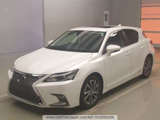 lexus ct 2018 -LEXUS--Lexus CT DAA-ZWA10--ZWA10-2331867---LEXUS--Lexus CT DAA-ZWA10--ZWA10-2331867- image 1