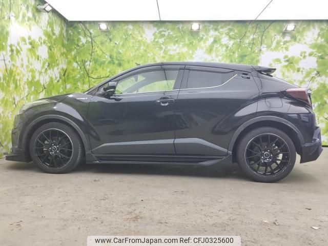 toyota c-hr 2018 quick_quick_DAA-ZYX10_ZYX10-2101957 image 2