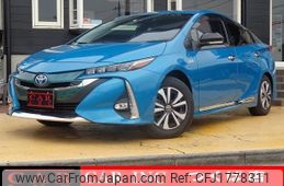 toyota prius-phv 2018 CFJ1778311