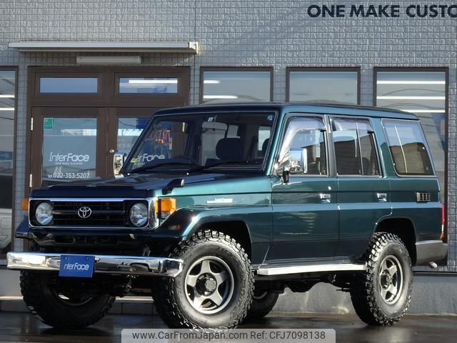 toyota landcruiser-70 1998 GOO_NET_EXCHANGE_0903548A30211211W002 image 2