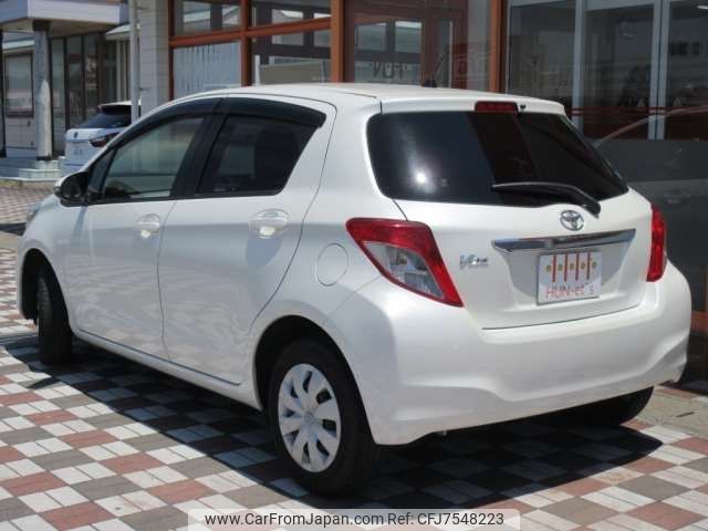 toyota vitz 2013 -TOYOTA--Vitz DBA-KSP130--KSP130-2096283---TOYOTA--Vitz DBA-KSP130--KSP130-2096283- image 2