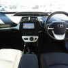 toyota prius 2018 quick_quick_DAA-ZVW50_ZVW50-6139194 image 15