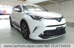 toyota c-hr 2017 ENHANCEAUTO_1_ea294552