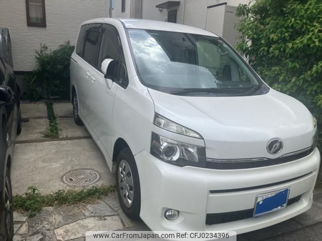 toyota voxy 2013 -TOYOTA--Voxy DBA-ZRR70G--ZRR70-0588066---TOYOTA--Voxy DBA-ZRR70G--ZRR70-0588066- image 2