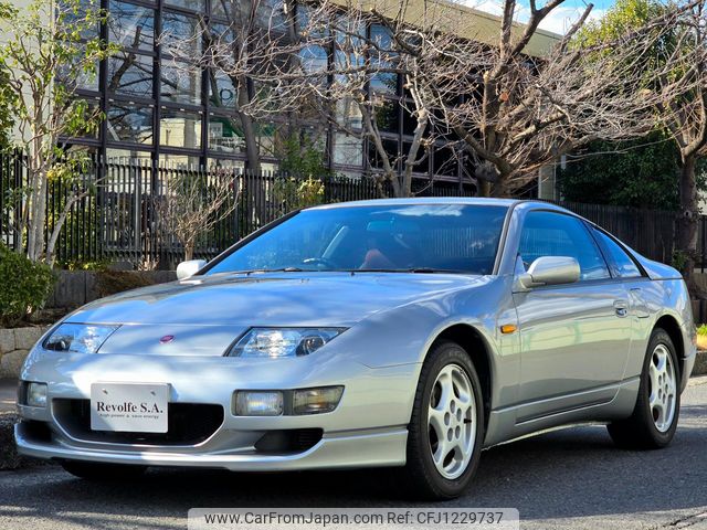 nissan fairlady-z 1999 994815aba769f4bb8c8952fb98240688 image 1