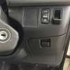 toyota hiace-van 2005 521449-TRH221-0001447 image 15