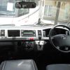 toyota hiace-commuter 2011 GOO_JP_700056043930250714003 image 2
