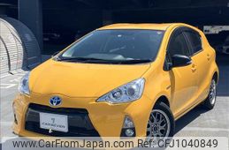 toyota aqua 2012 -TOYOTA--AQUA DAA-NHP10--NHP10-2069749---TOYOTA--AQUA DAA-NHP10--NHP10-2069749-