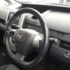 toyota voxy 2010 CFJ1832328 image 8