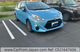 toyota aqua 2015 CFJ1647606
