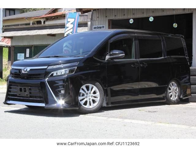 toyota voxy 2018 quick_quick_ZRR80W_ZRR80-0407364 image 1