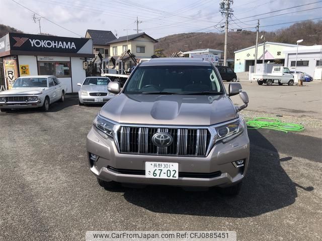 toyota land-cruiser-prado 2017 GOO_JP_700120076730250313001 image 2