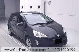 toyota aqua 2015 -TOYOTA--AQUA NHP10-6365543---TOYOTA--AQUA NHP10-6365543-