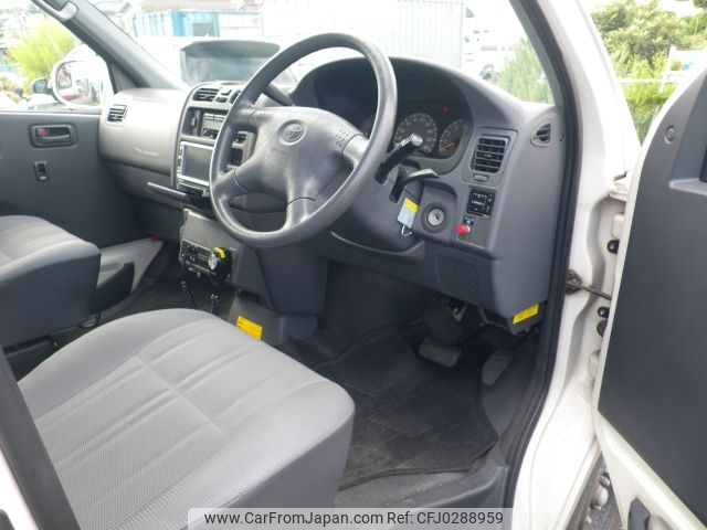 toyota granvia 2004 CFJ0288959 image 2