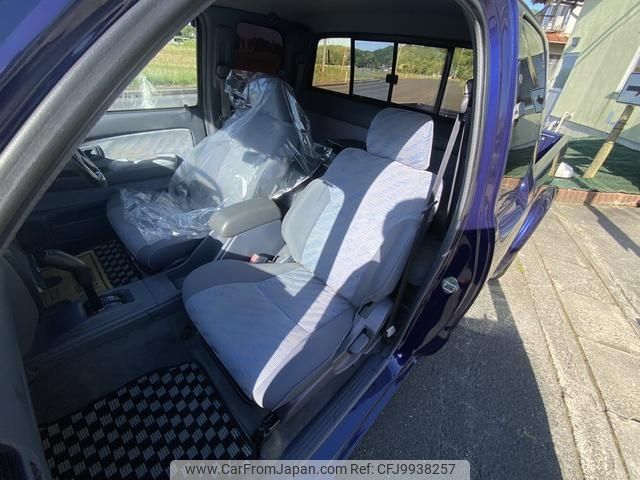 2000 Toyota Hilux RZN152H - Car Price $10,102