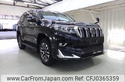 toyota land-cruiser-prado 2022 ENHANCEAUTO_1_ea289700