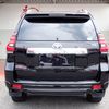 toyota land-cruiser-prado 2019 24411804 image 7